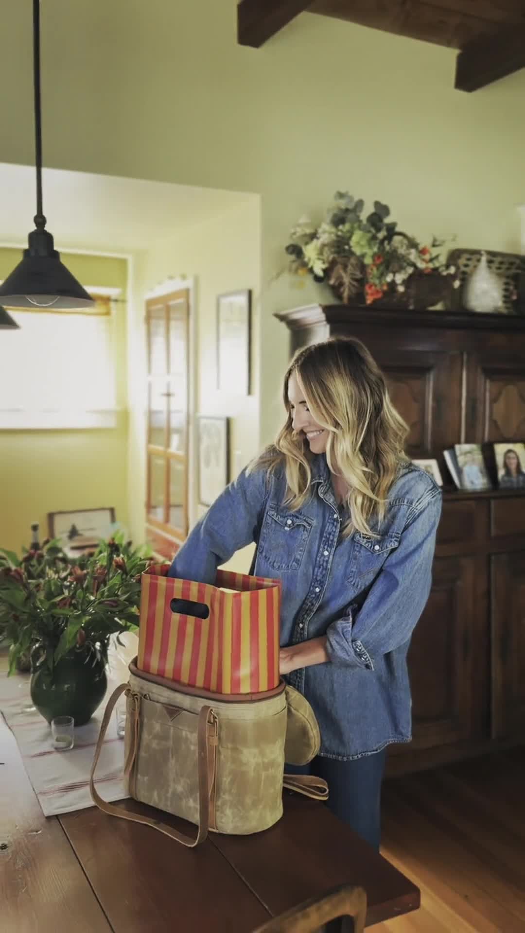 The Picnic Bag | Stylish Insulated Cooler Bag for Moms — Goldie