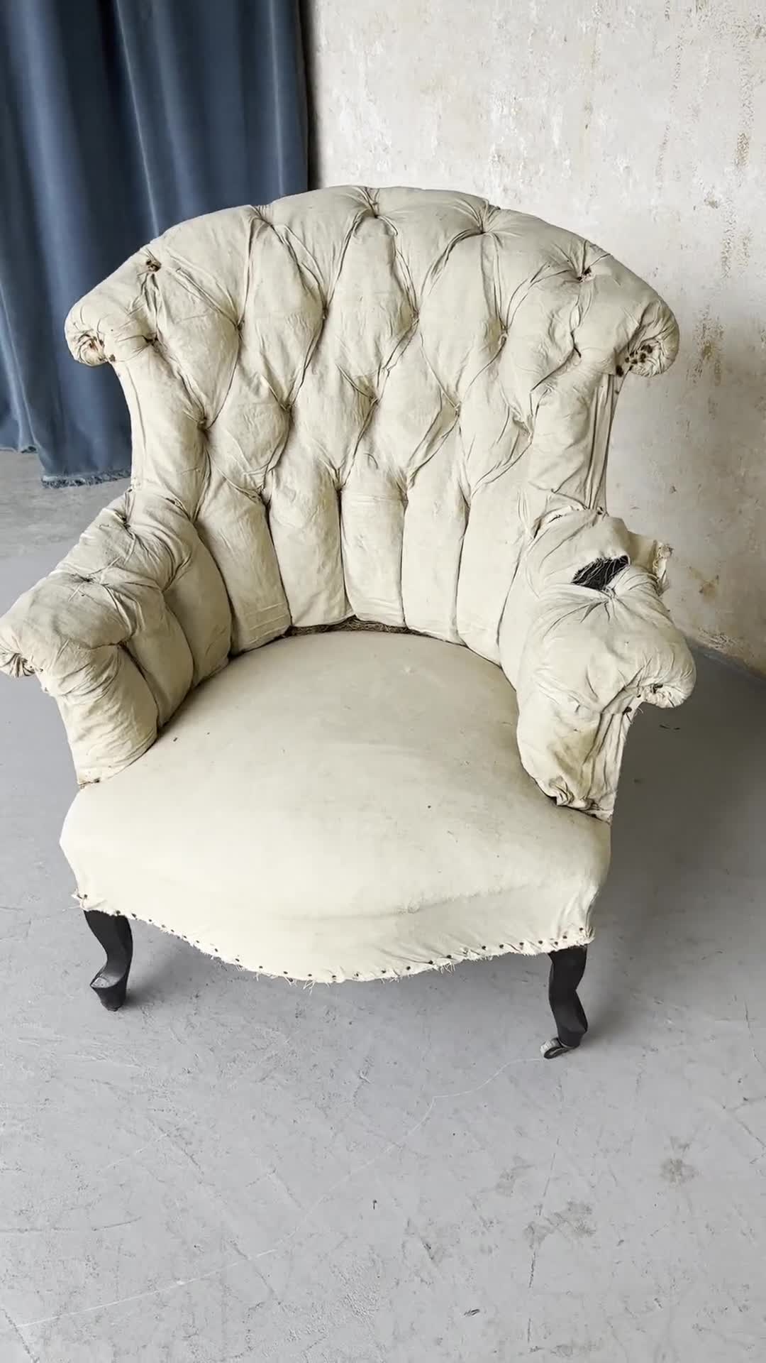 Pair of French 19th C. Tufted Armchairs in Muslin (SNA1213-01