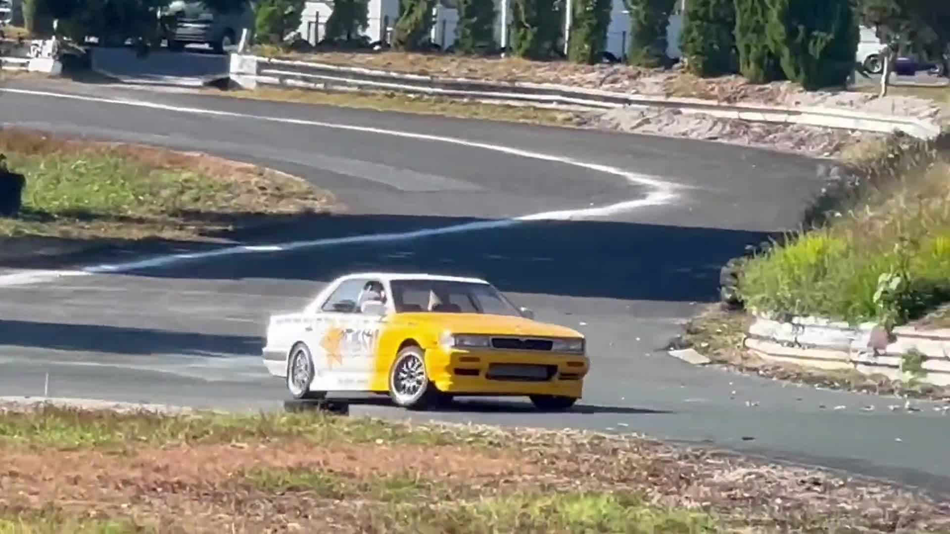 Laurel — 関西ドリ drift in japan