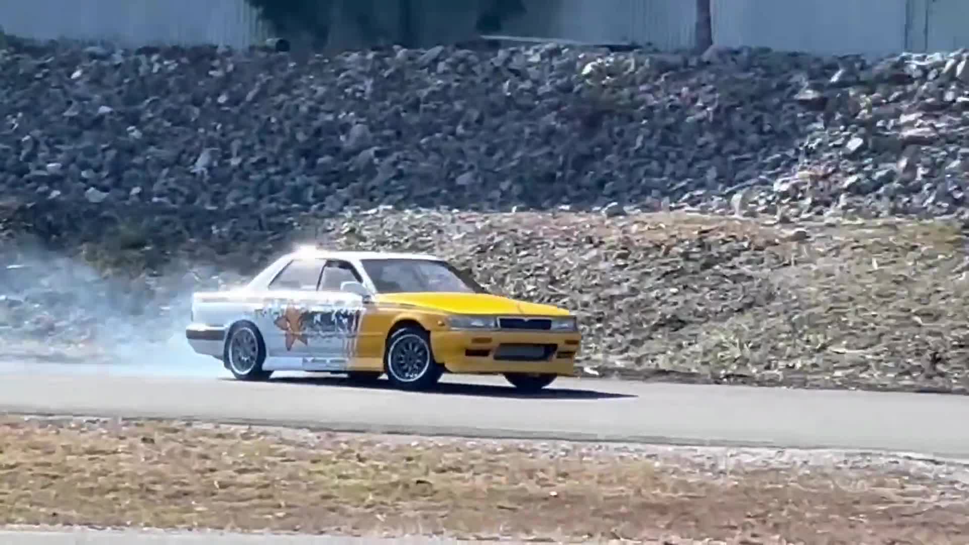 Laurel — 関西ドリ drift in japan