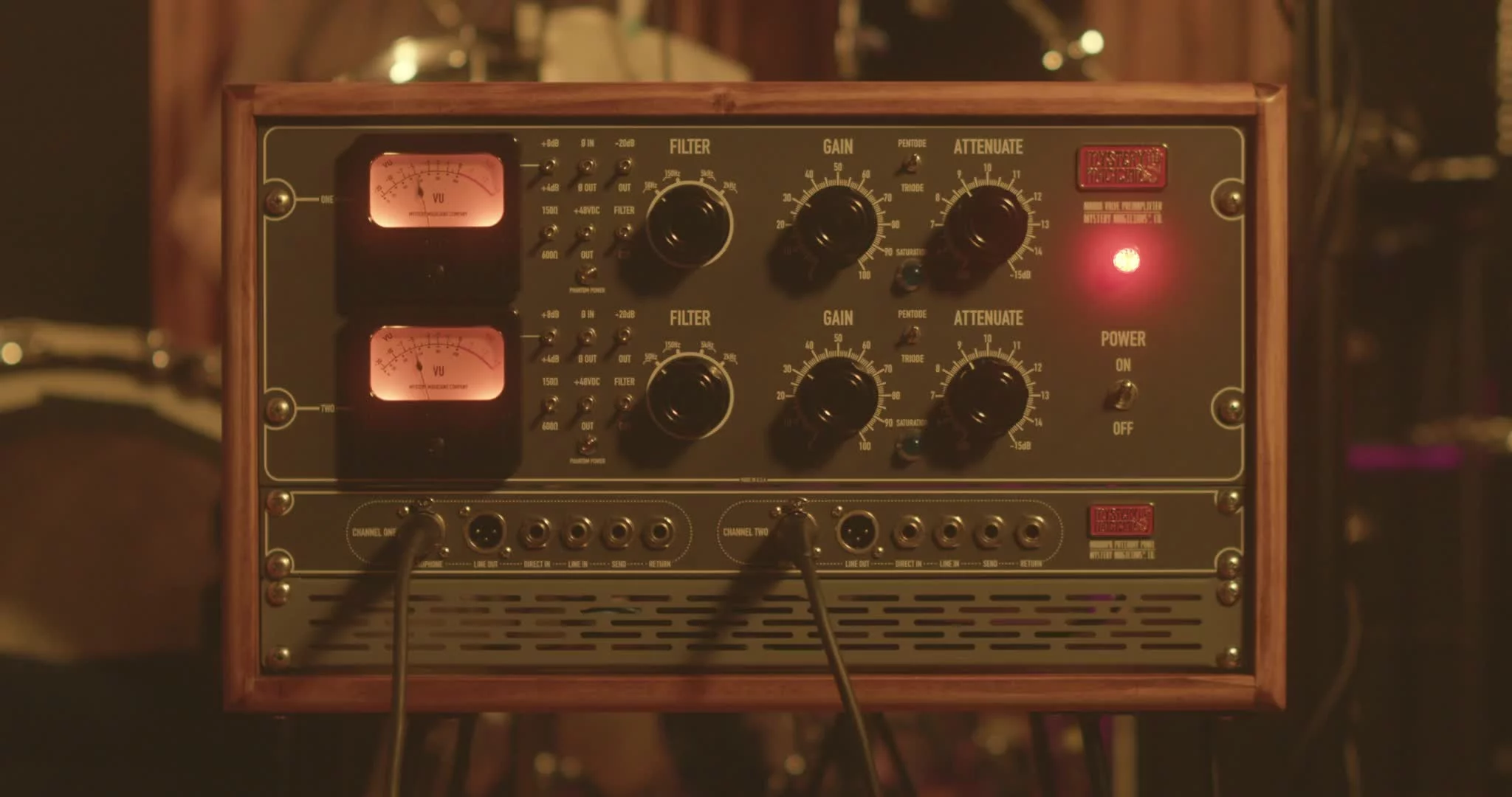 M808A Dual Channel Tube Microphone/Instrument/Line level