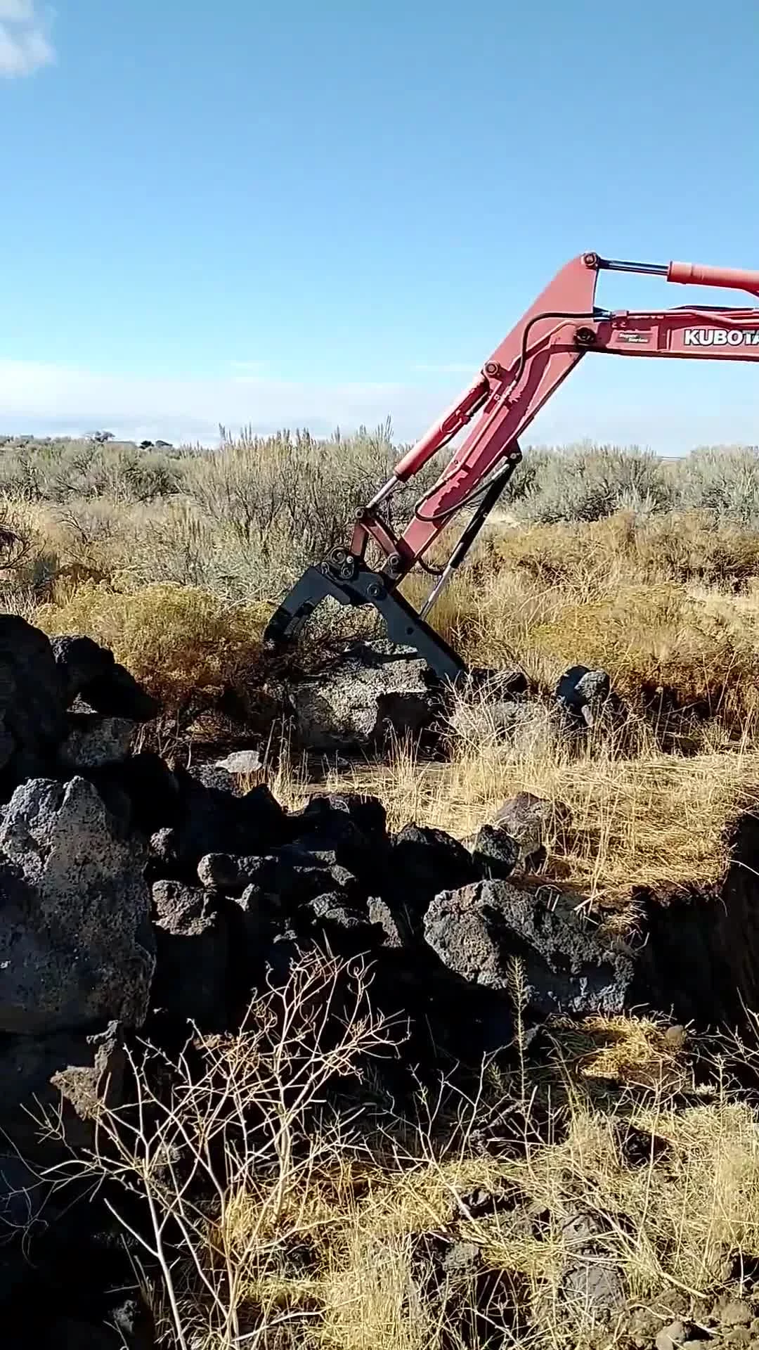 Kubota Excavator Quick Connect Thumb With Kubota Grapple Bucket