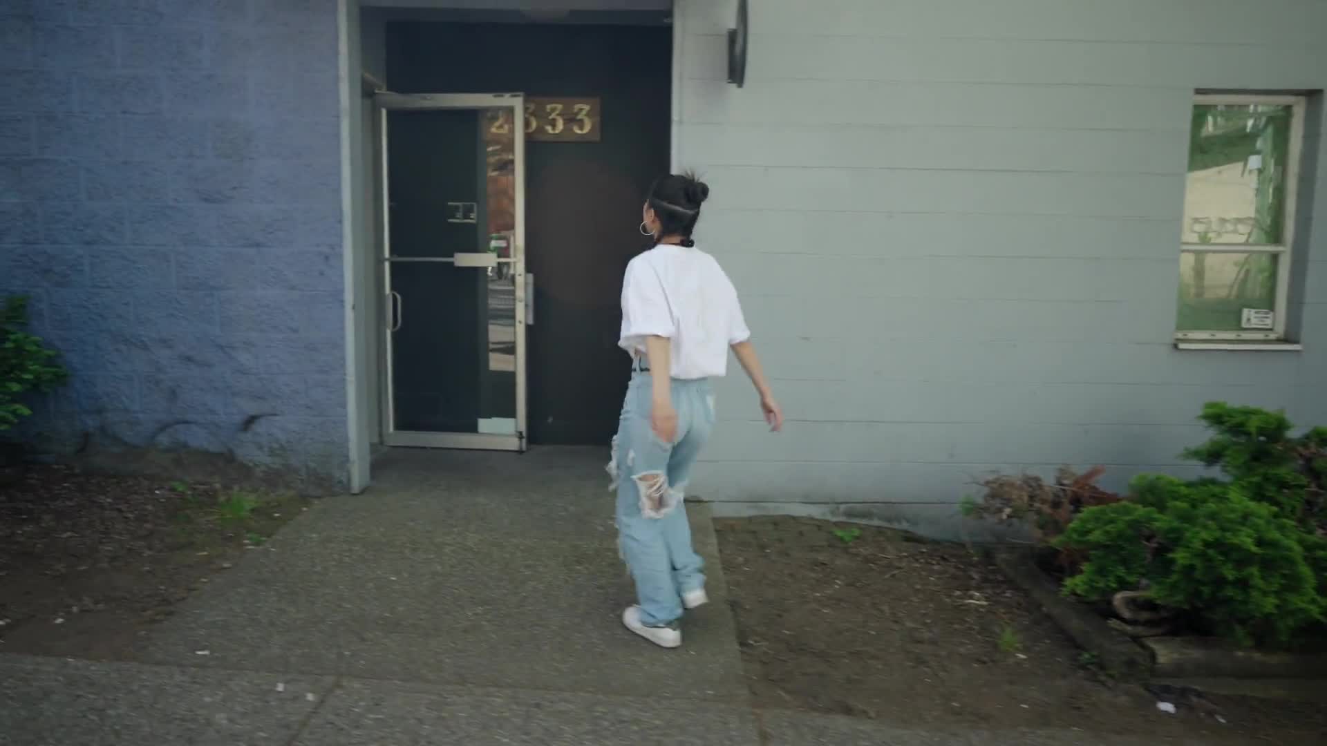 Related Video Item Thumbnail