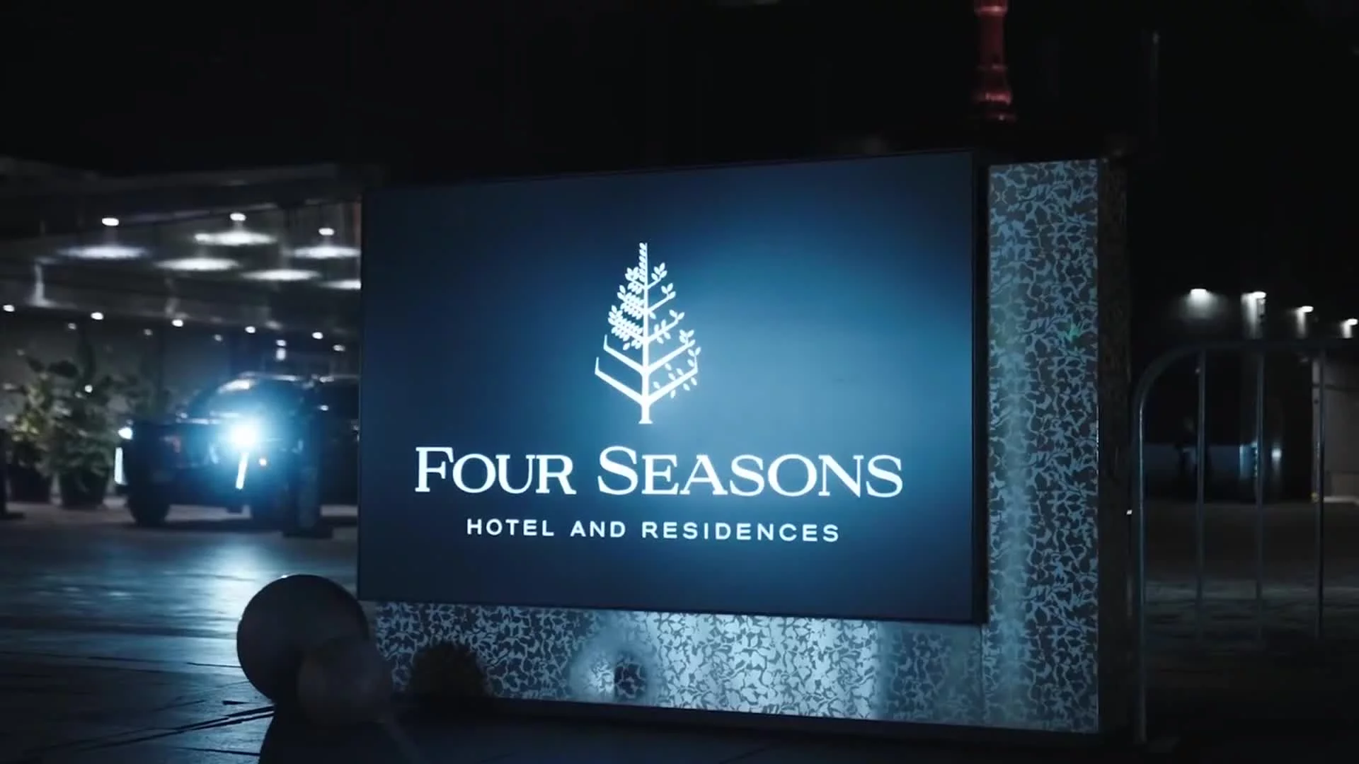 Golden Globes x Tiff - 2024