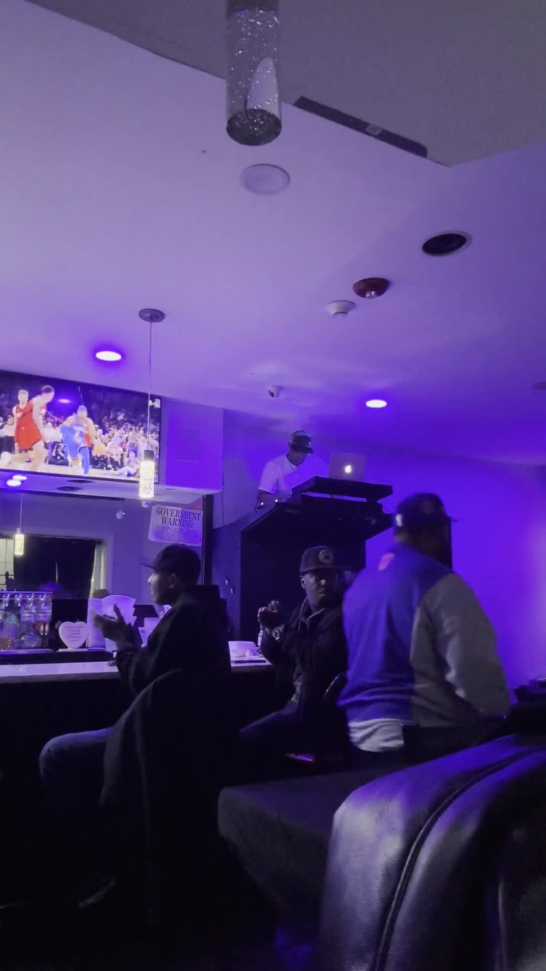 Thumbnail from the existing live performance video